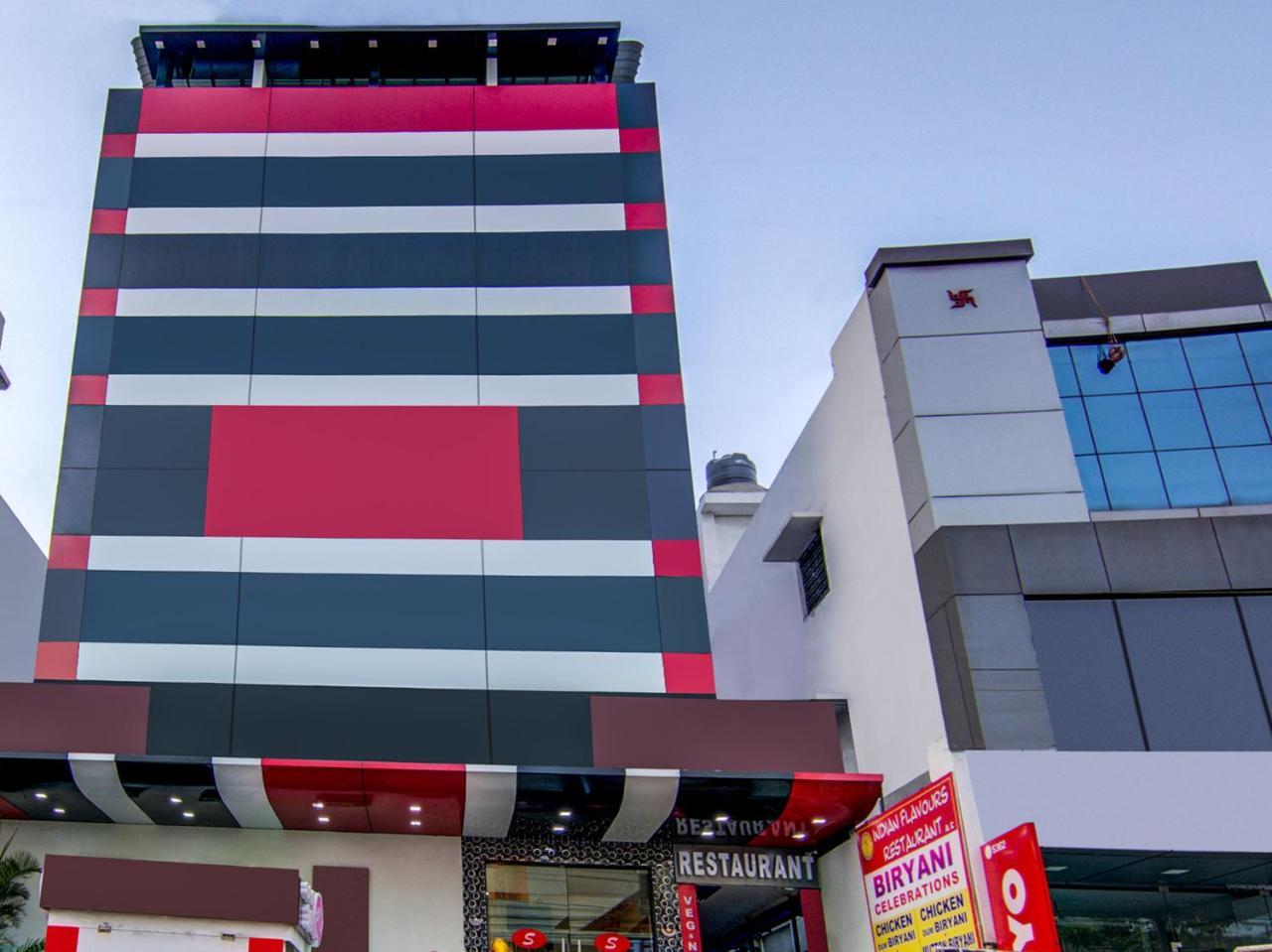 Oyo 5362 Hotel Spar Grand Visákhapatnam Kültér fotó